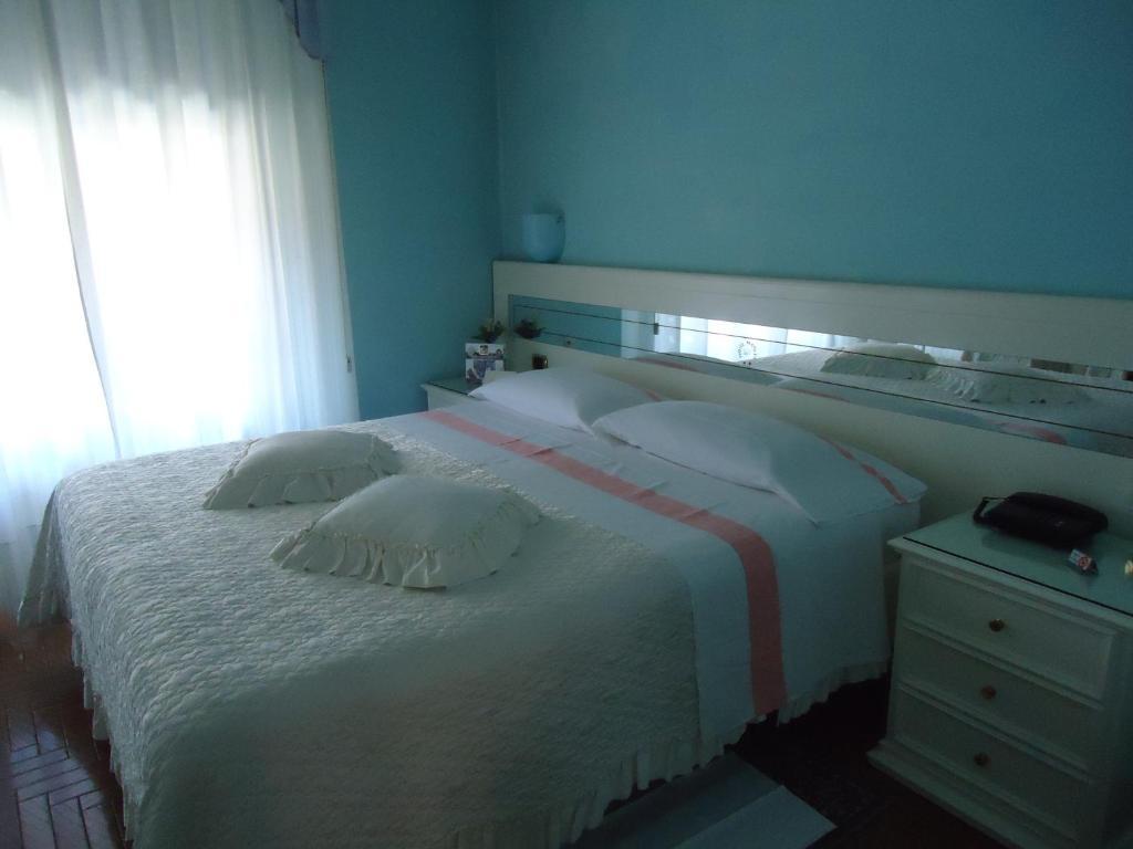 Hotel Matilde Marina di Massa Rom bilde