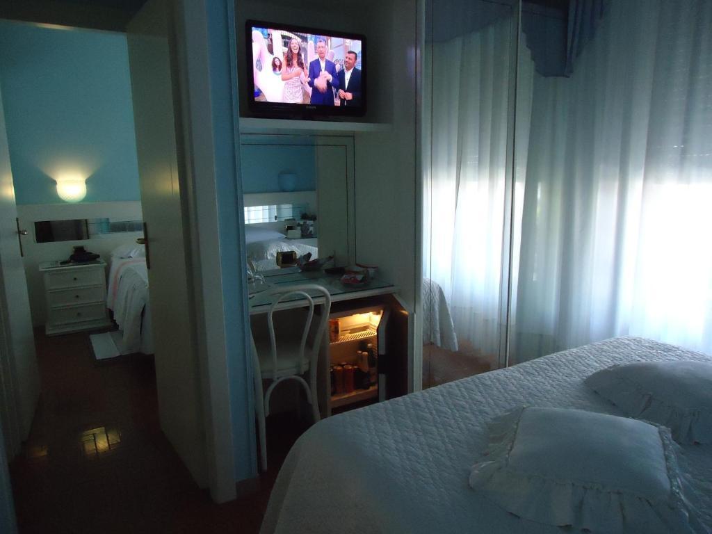 Hotel Matilde Marina di Massa Rom bilde